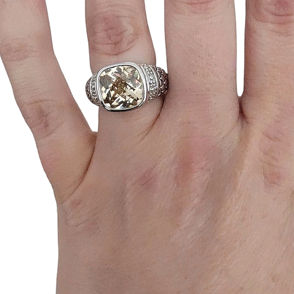 Stunning Cushion-Cut Champagne Crystal Ring – Size 5